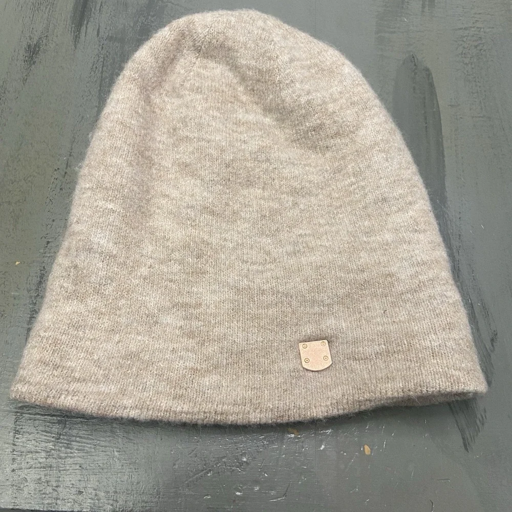Adidas Beanie Originals Trefoil Heather Beige Oatmeal Neutral Rose Gold logo Cap